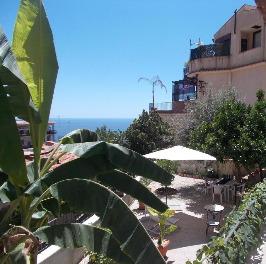 Villa Il Melograno Taormina Esterno foto