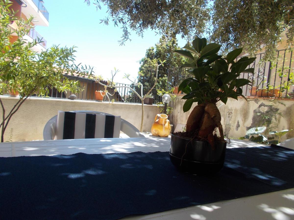 Villa Il Melograno Taormina Esterno foto